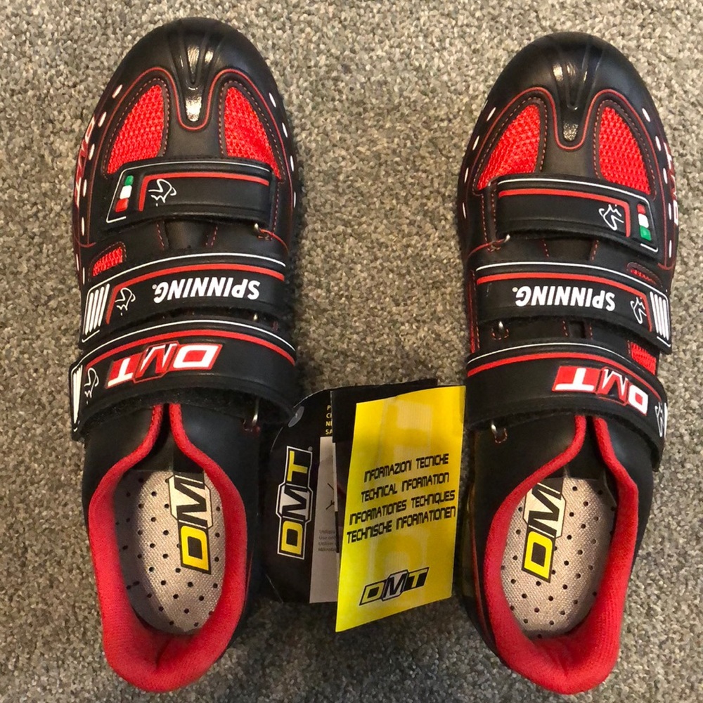 DMT Spinning Cleats NWT